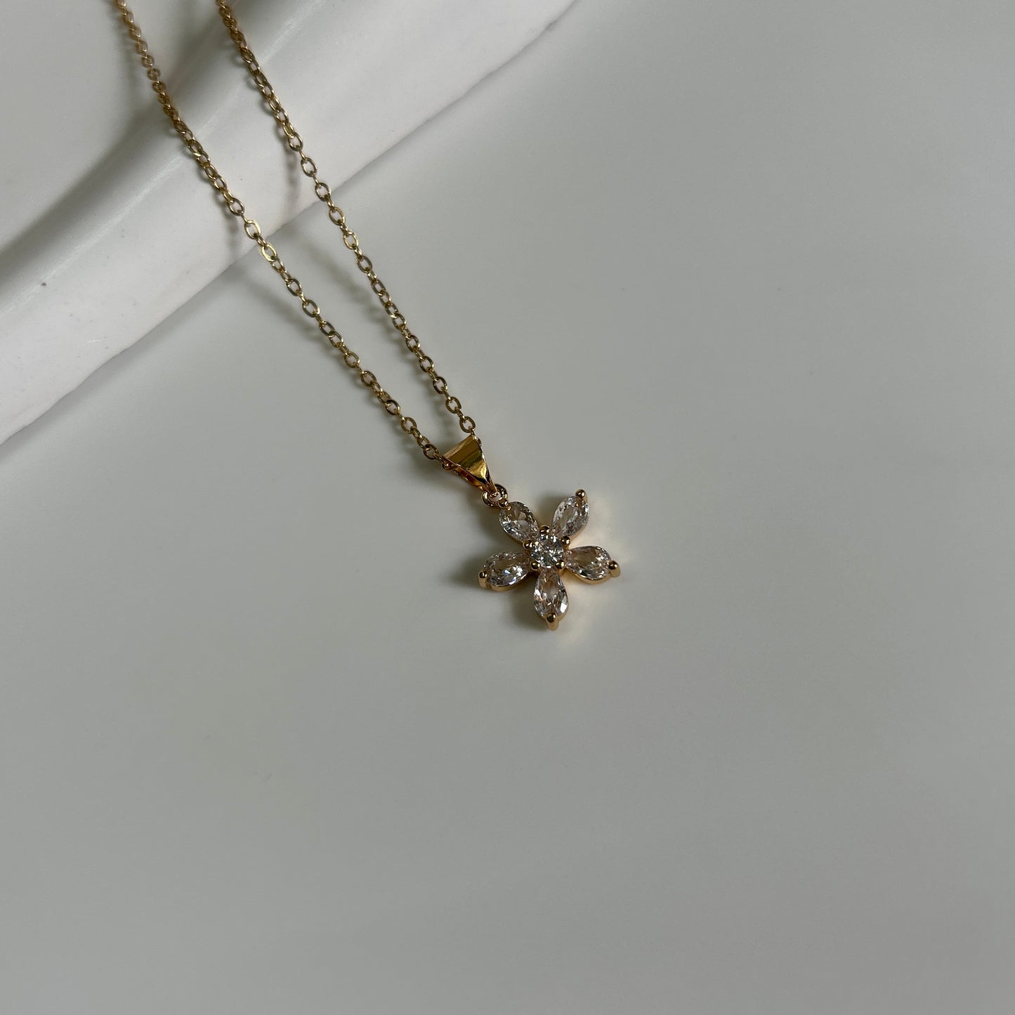 Flora Necklace