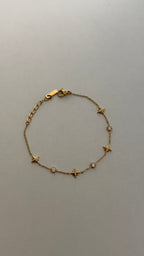 Celeste Dainty Bracelet