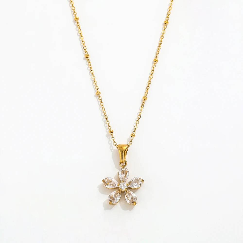 Flora Necklace