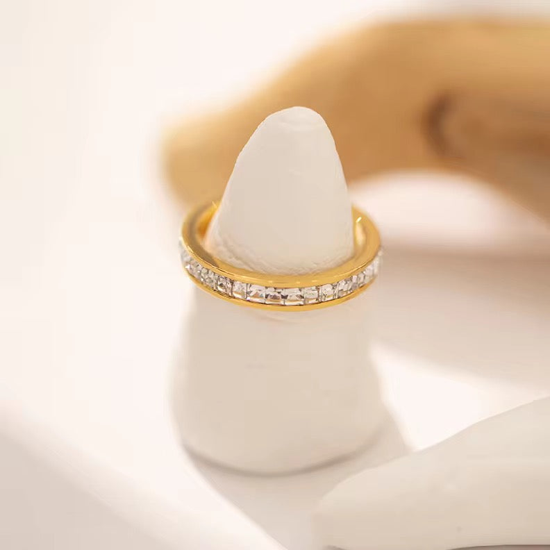 Pave Ring
