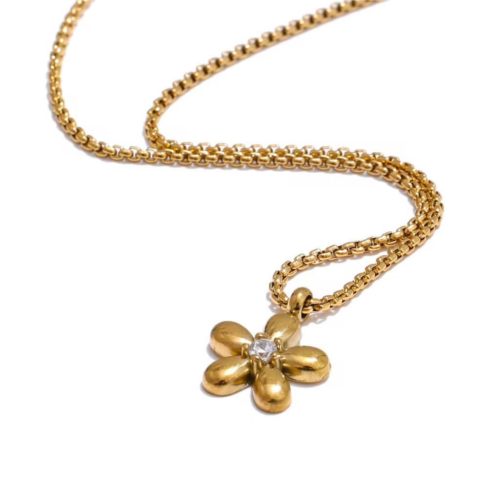 Primrose Necklace