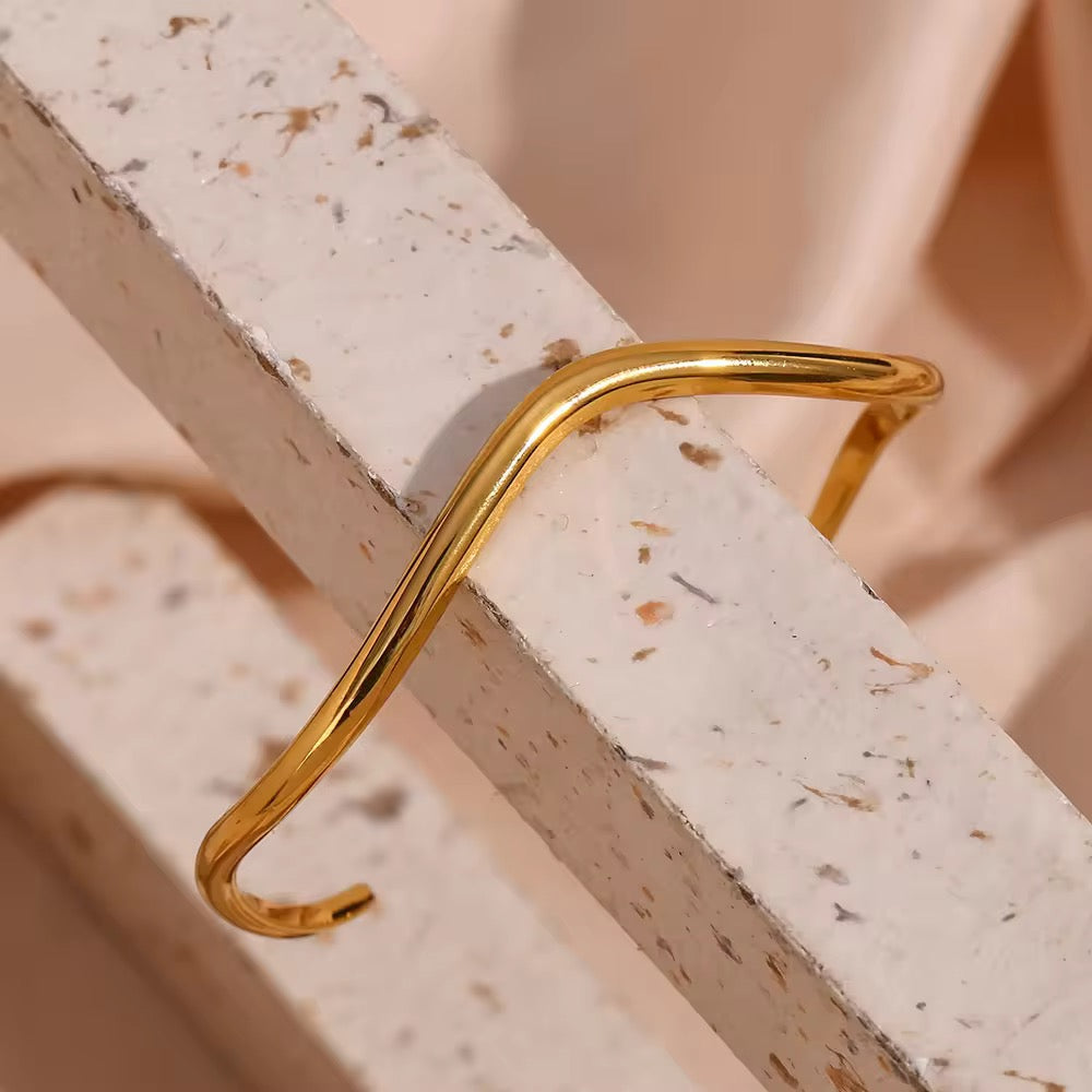 Wavy Cuff