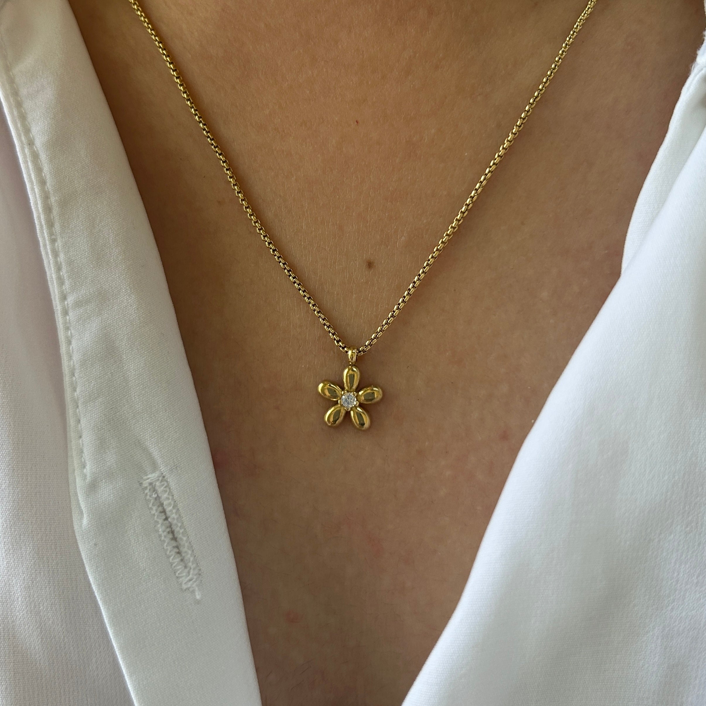 Primrose Necklace