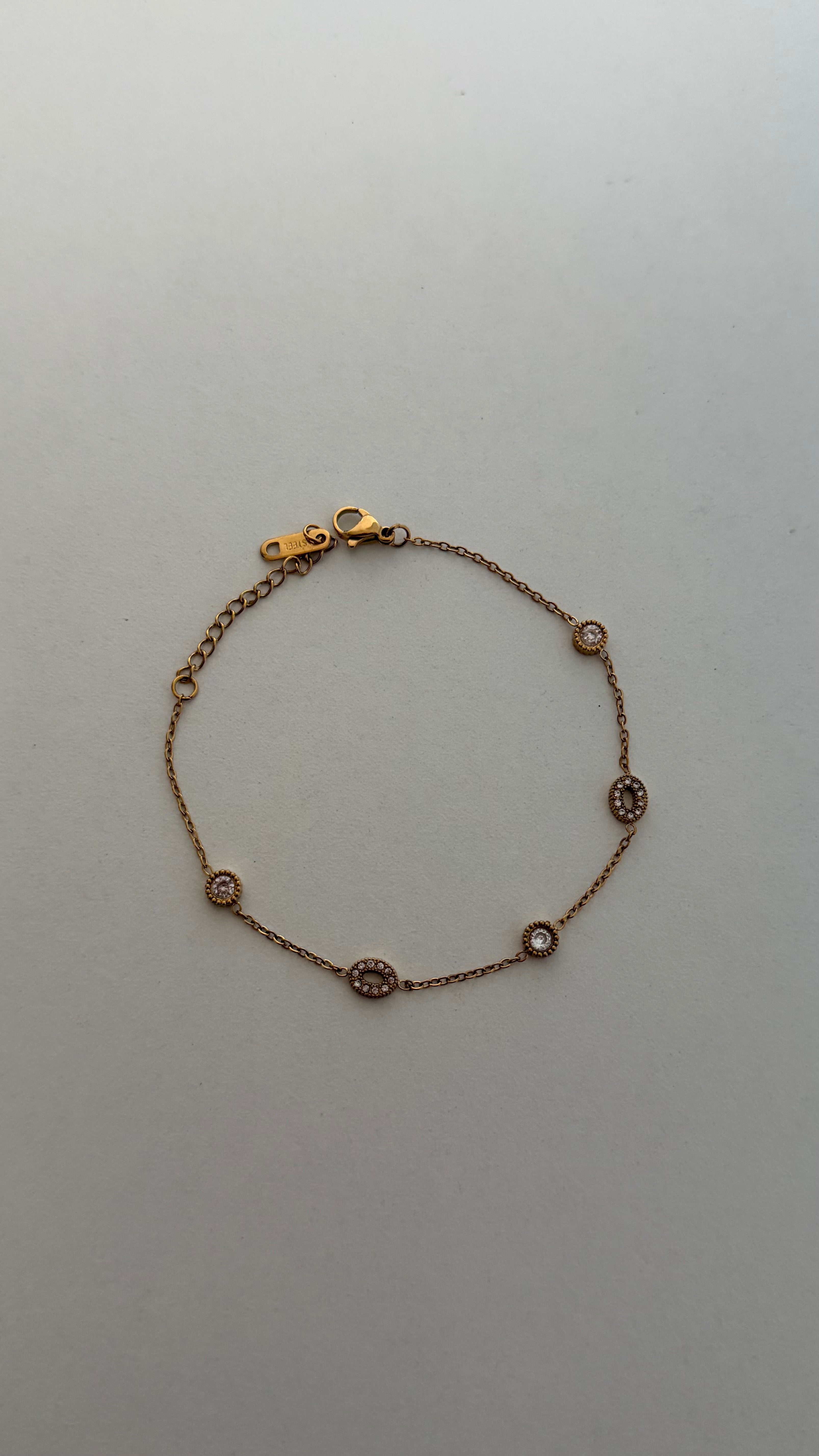 Elysia Dainty Bracelet