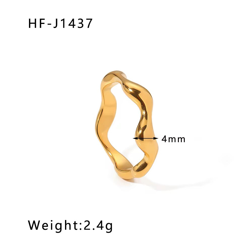 Curvy Ring