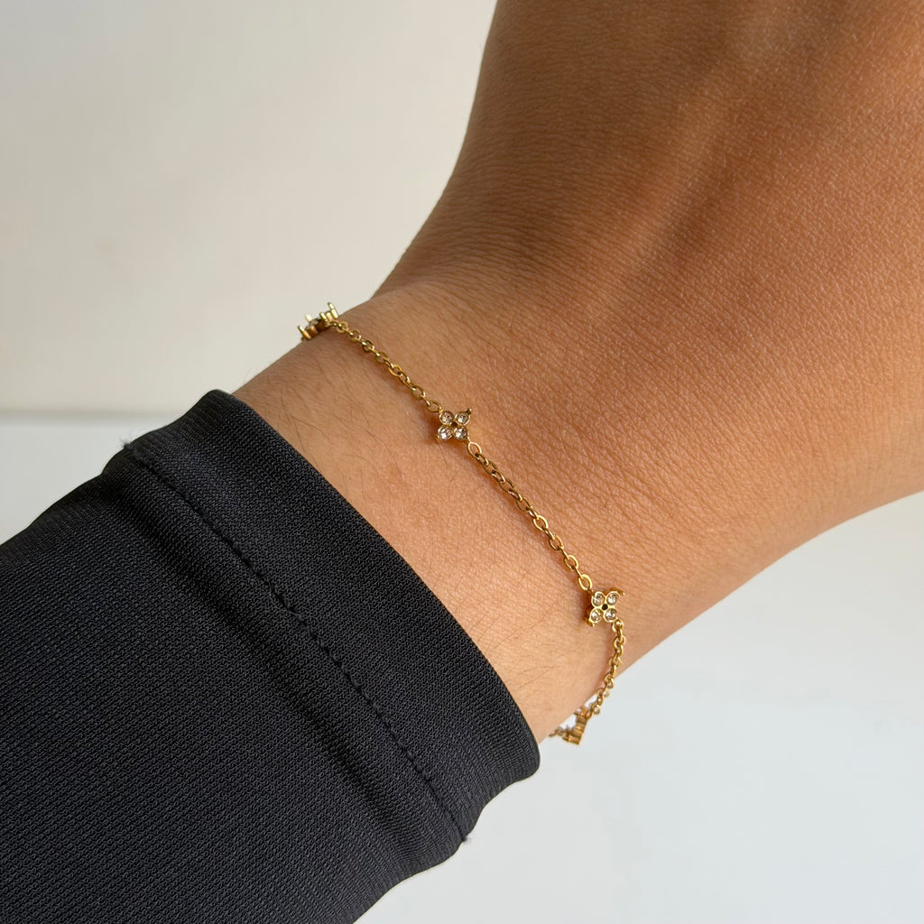 Bloom Dainty Bracelet