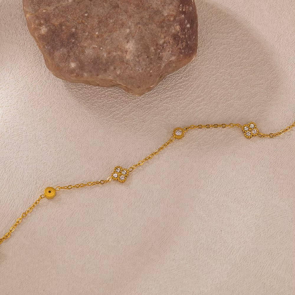 Lumi Dainty Bracelet